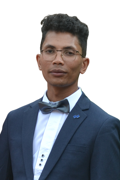 Photo of Lucien, a Skilled Web Developer with Front-End and Back-End Expertise